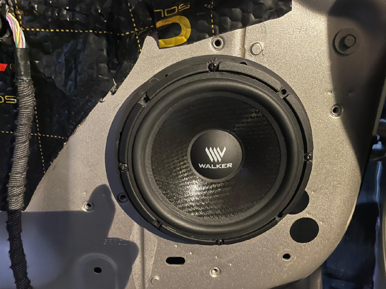 How to Upgrade Your Car Audio System and Speakers